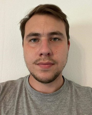 Kristóf Pintér